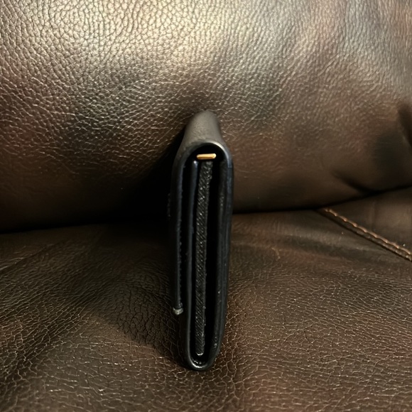 Salvatore Ferragamo sequence logo monogram saffiano leather long large wallet - Picture 4 of 5